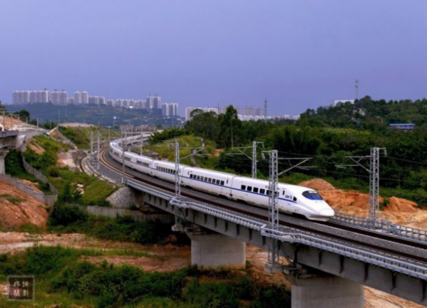 国庆期间南宁铁路局预计发送旅客435万人次，有望创历史新高